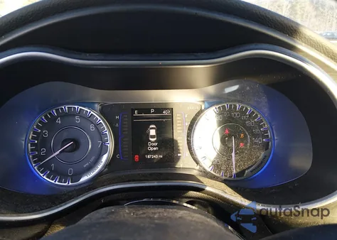 2015 Chrysler 200 Limited z USA, uszkodzony, nr VIN 1C3CCCAB1FN571423